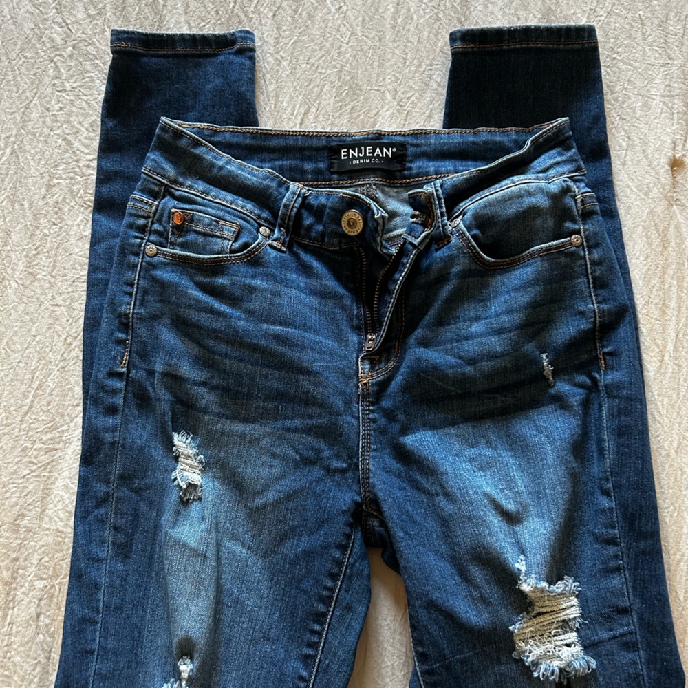 Women’s denim jeans